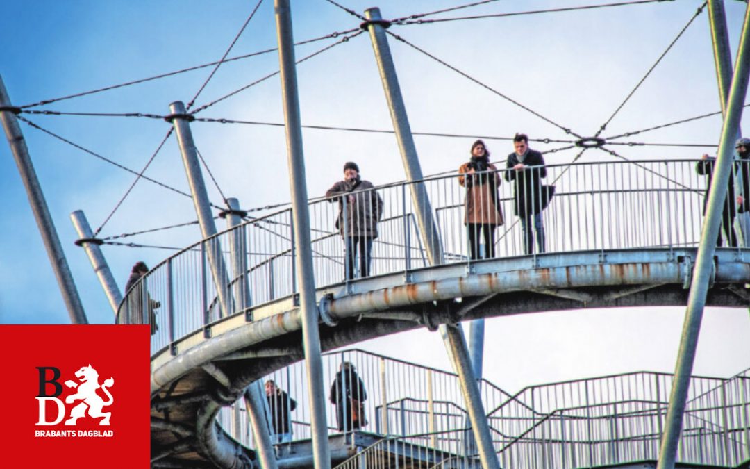 Kempentoren in Spoorpark Tilburg geopend: ‘Het uitzicht is super, maar het blijft eng’
